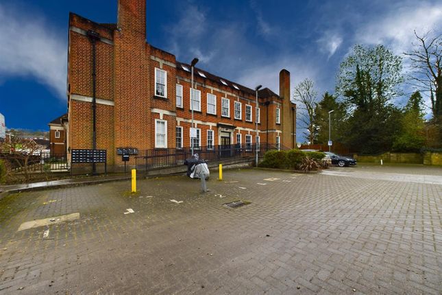 Flat for sale in Brighton Road, Purley