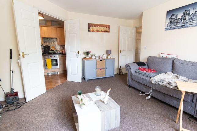 3, Redwood Close, Nottingham photo 4