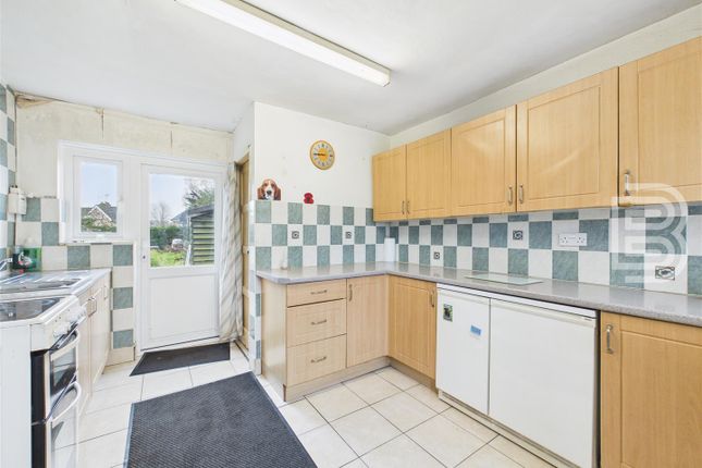 26, Manor Estate, Coventry photo 4