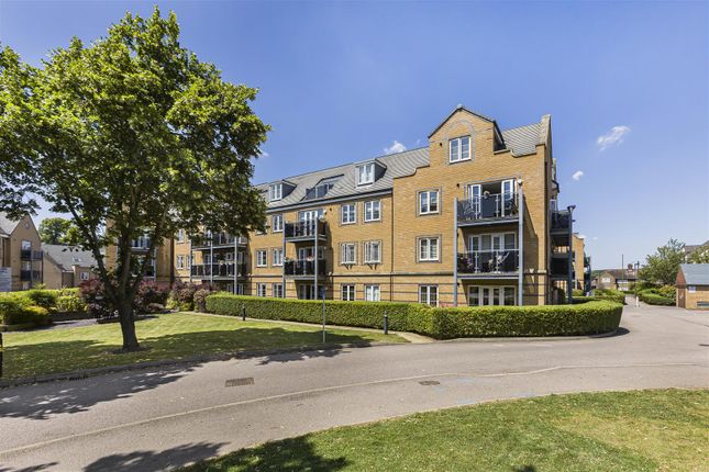 Thumbnail Flat for sale in Constables Way, Hertford