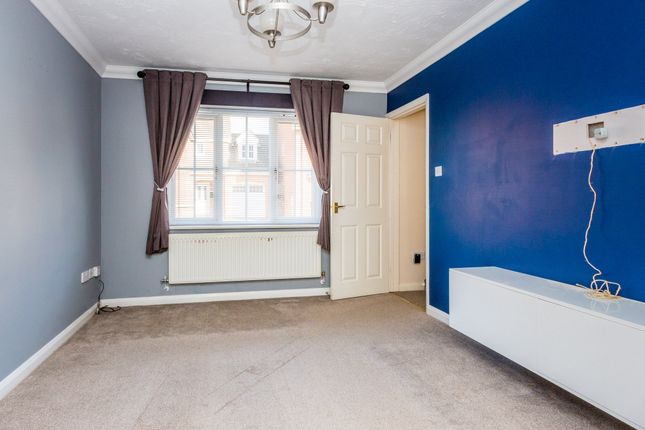 25, Eliot Way, Higham Ferrers photo 4