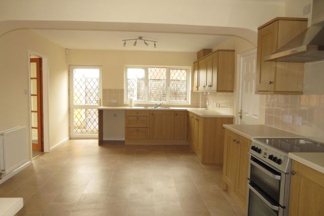 Thumbnail Property to rent in Knightsbridge Close, Sutton Coldfield