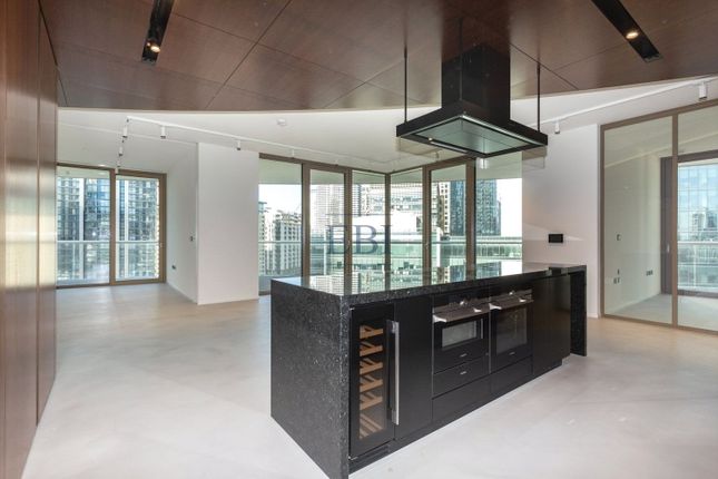 808, 1 Park Drive, London photo 3
