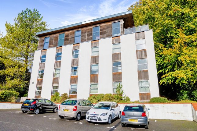 Thumbnail Flat for sale in Sparkford Road, Winchester