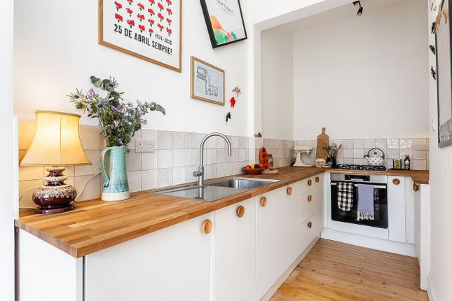 74/5 (1f3), Pitt Street, Edinburgh photo 4