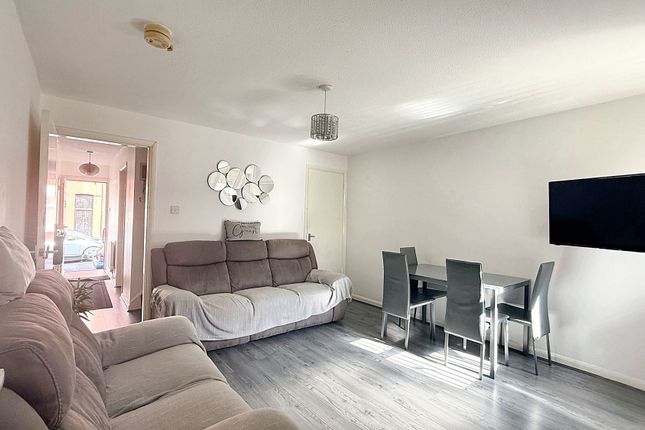 27 Buxton Street, Leicester photo 3