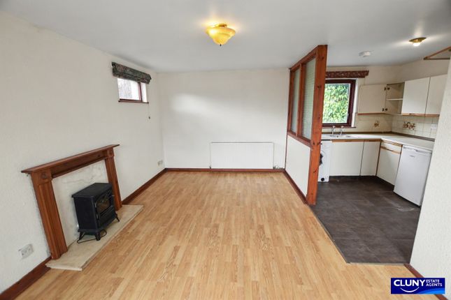 6, Oaklands Court, Elgin photo 4