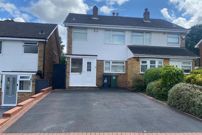 Property to rent in Emery Close, Walsall