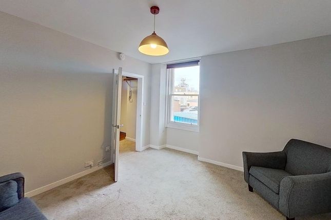 Flat 1F1, 78A, Leith Walk, Edinburgh photo 2