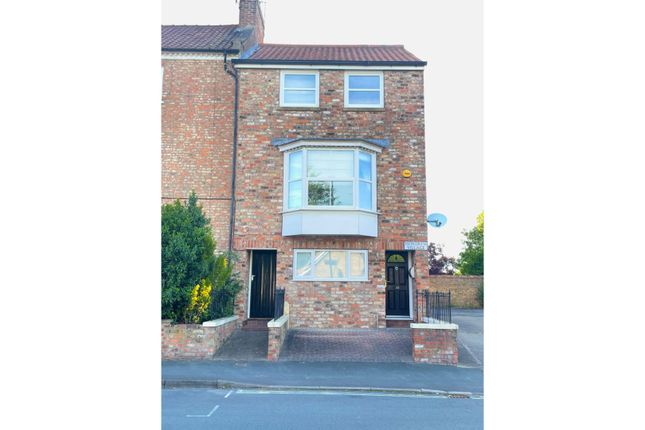 4-bed house on 99, Heworth Village, York, £400,000