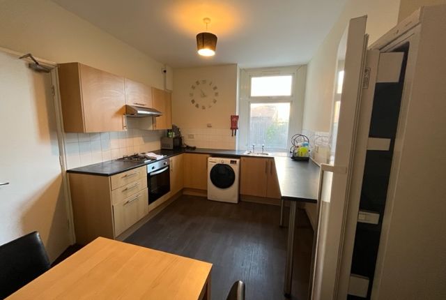 Thumbnail Property to rent in Vere Street, Barry
