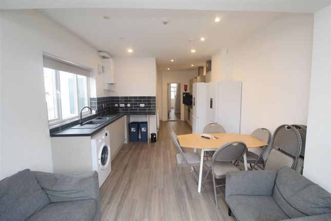 5-bed house on (5 BED), 10, Brithdir Street, Cardiff, £2,900/mo