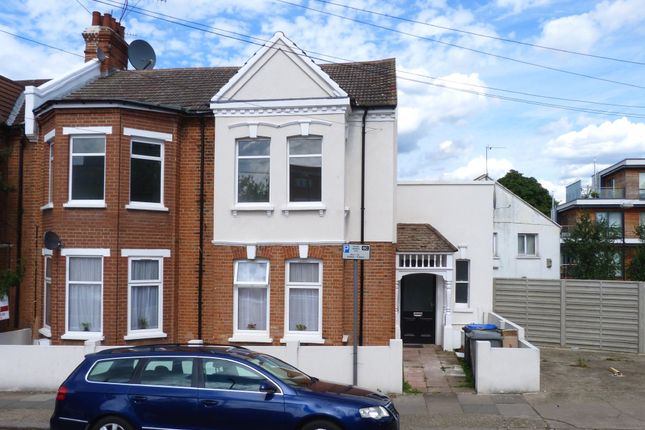 Thumbnail Flat to rent in Linacre Road, Willesden