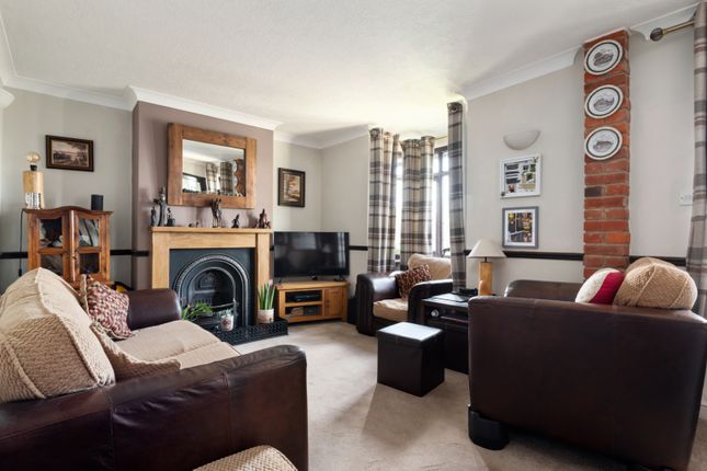 1 Caroland Villas, Church Road, Ashford photo 4