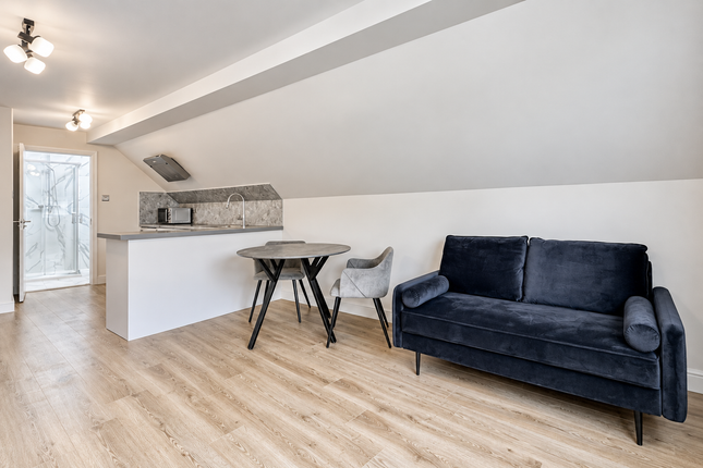 Creswick Road, London, W3 9EZ, London photo 4