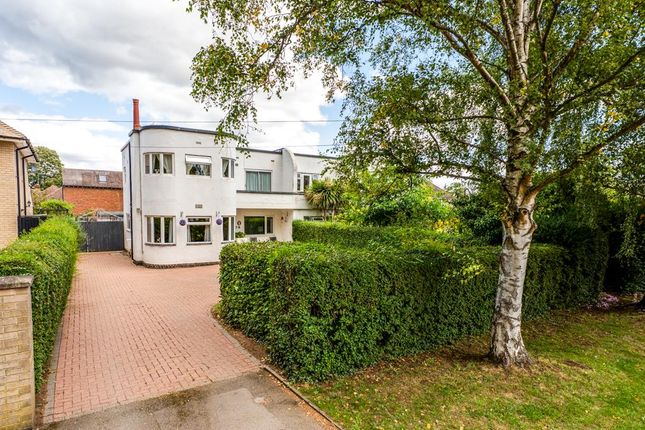 42 Paradise Lane, Kettering-2.Jpg