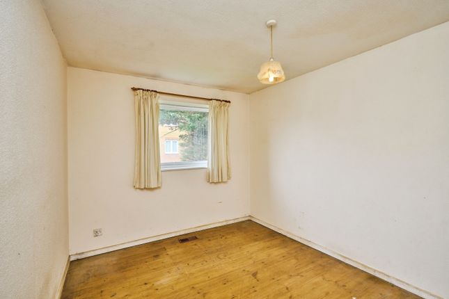 12, Ward Close, Newport photo 3