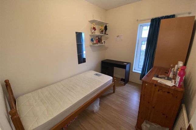 Terraced house to rent in Brook Street, Treforest, Pontypridd