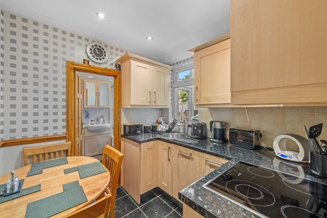 30, Gresham Road, London photo 3