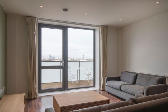 907, New Village Avenue, London photo 3