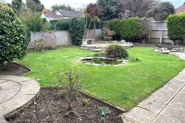 51, Cauldron Crescent, Swanage photo 2