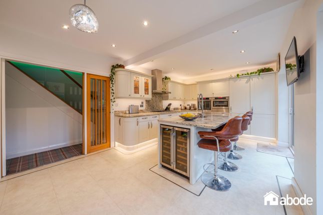 2, Firs Close, Formby photo 2