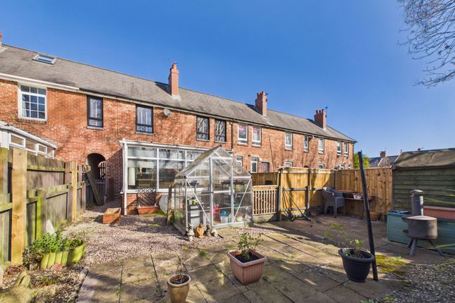 29 Lytham Place, Newcastle Upon Tyne photo 4