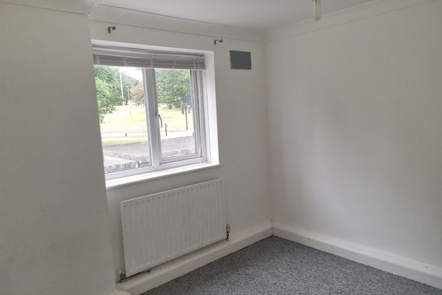 2, Waveney Road, PETERLEE photo 4