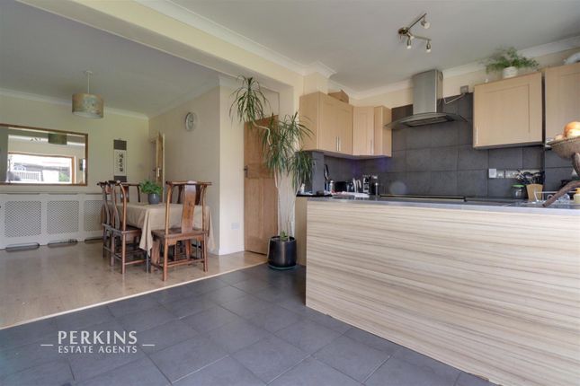 14, Hurley Road, Greenford photo 3