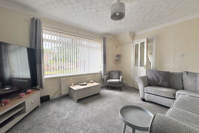 15, Brydon Crescent, Durham photo 3