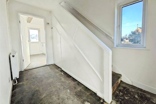 67, Queensway, Kent photo 2