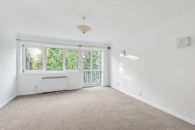 11, The Alders, Uxbridge photo 2