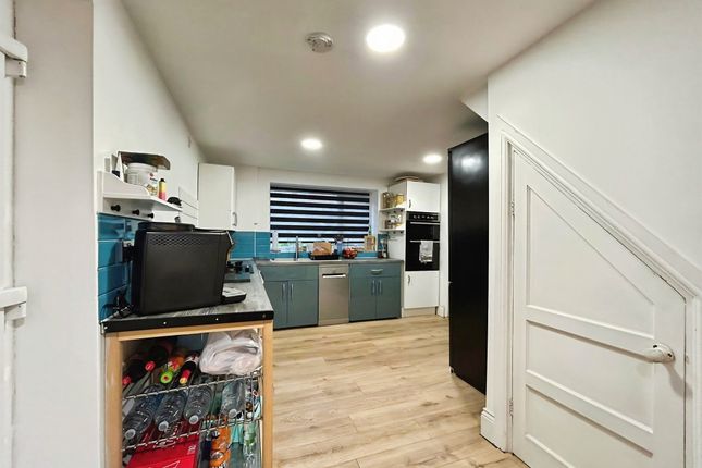 34, Lymn Avenue, Nottingham photo 5