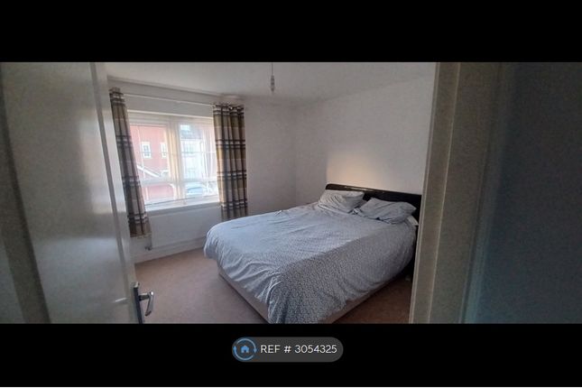 Restfil Way, Fernwood, Newark photo 5