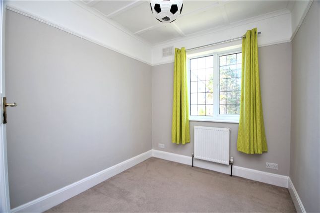 Flat to rent in Christchurch Road, Worthing, West Sussex