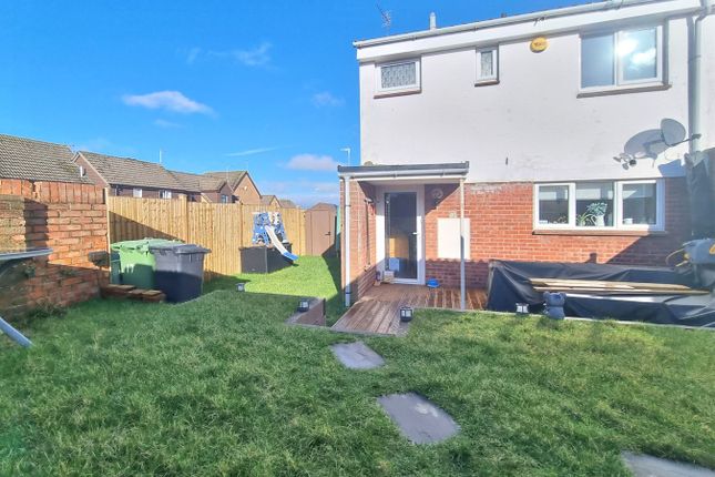 17, Falcon Way, South Gloucestershire photo 3
