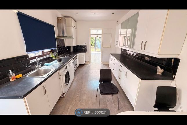 Bath Road, Hounslow photo 5