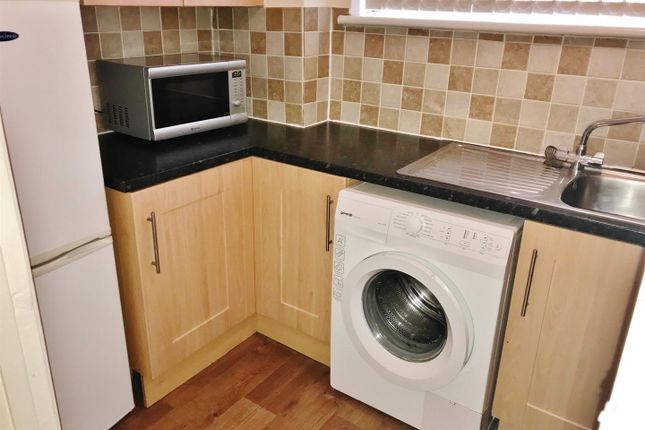 23, Pondthorpe, Coventry photo 4