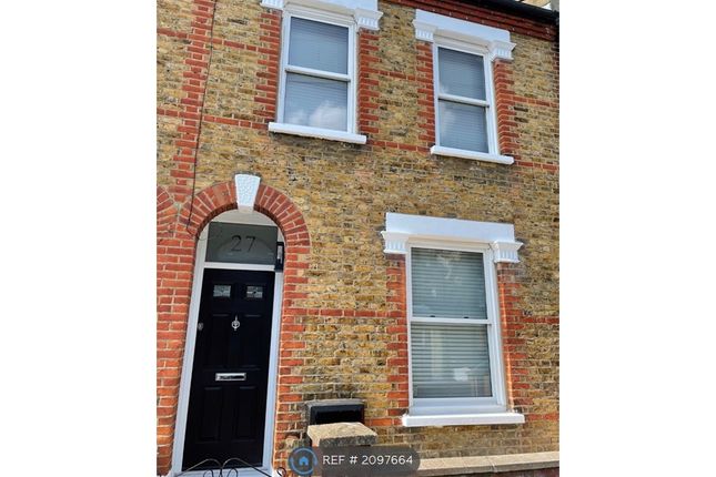 Terraced house to rent in Milton Road, London