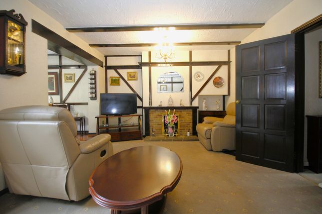 3 Cardinal Way, Rainham photo 2