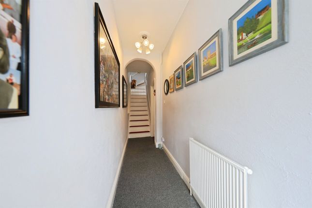 80, Hurcott Road, Kidderminster photo 2