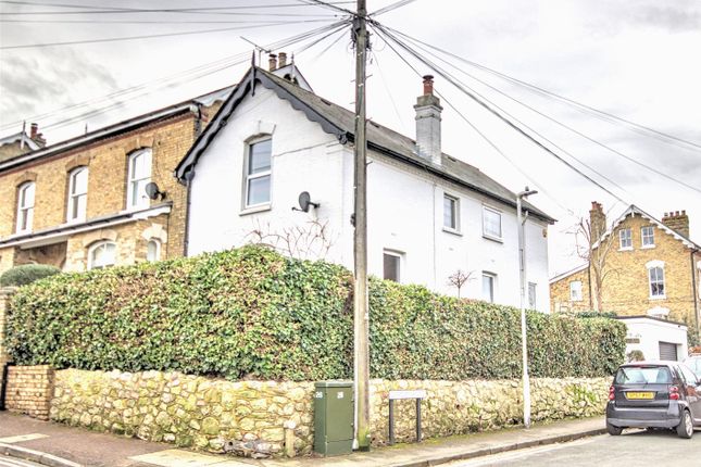 2-bed house on The Bees, Camden Road, Sevenoaks, £675,000