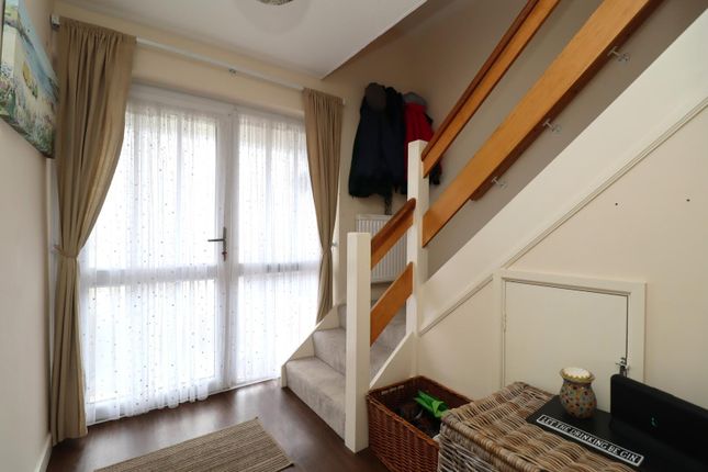7, Atlantic Crescent, Burnham-On-Sea photo 2