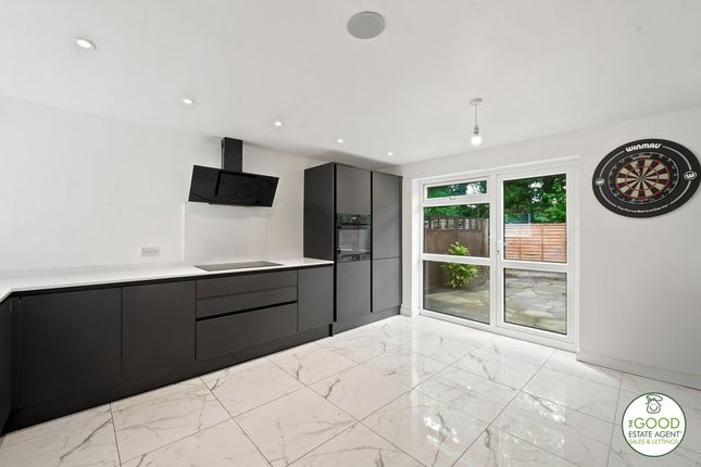 119, Blackden Walk, Wilmslow photo 4