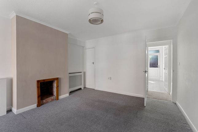 77 Woolmer Road, Nottingham photo 2