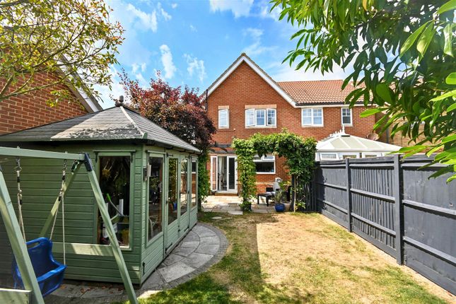 5, Solomons Close, Eastbourne photo 4