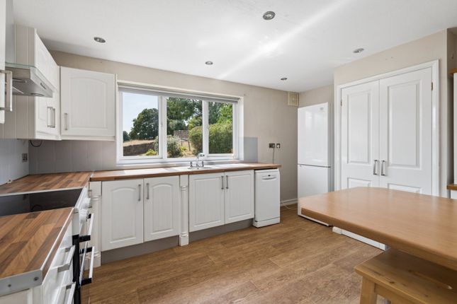 Laurel Cottage,, Park Lane, Banbury photo 3