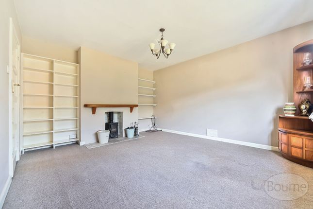 19, Windsor Road, Bordon photo 2