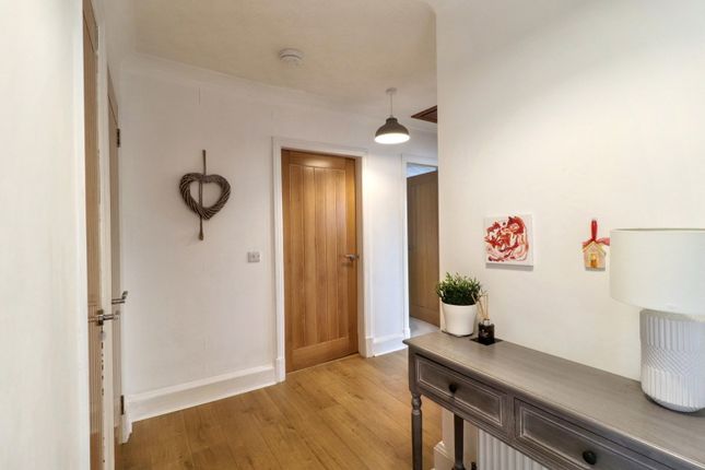 15, Noblehill Avenue, Dumfries photo 2