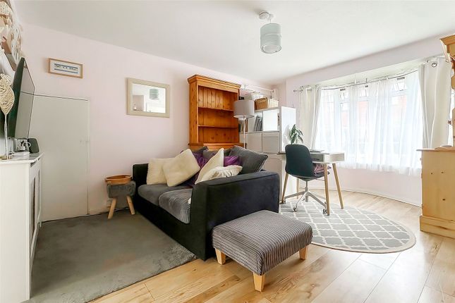 5, Angmering Way, Rustington photo 4